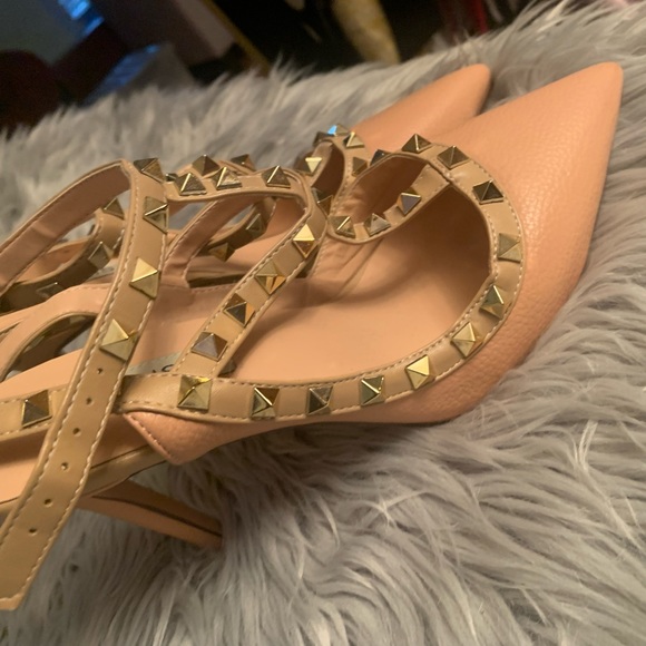 Dusty rose high heels size 8 1/2 with gold studs - Picture 6 of 7